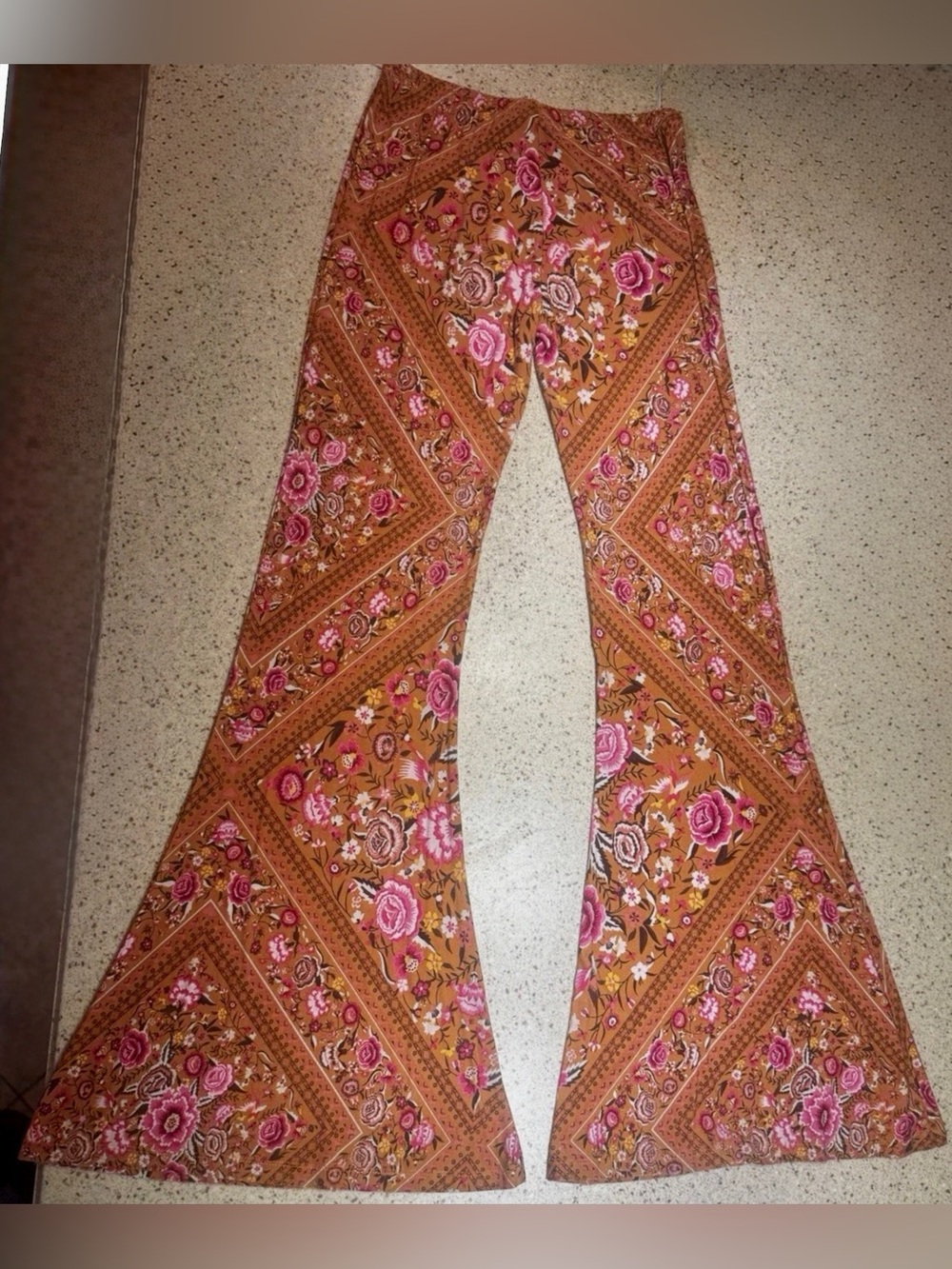 RARE Spell & The Gypsy Babushka Bells Flares Floral Pants L Archive - Picture 14 of 16